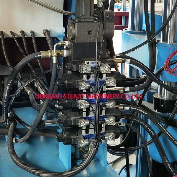 Horizontal Type Rubber Injection Molding Press Machine